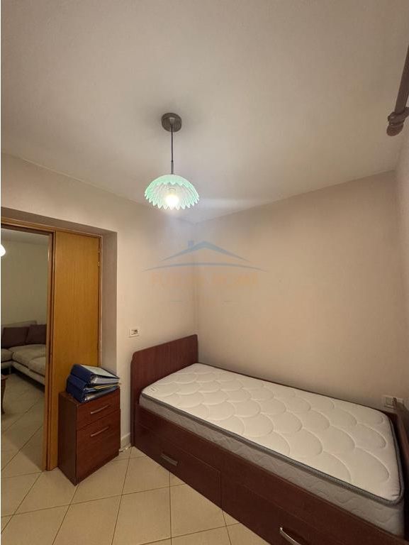 Qera , Apartament 2+1 , Rruga e Durresit , Tirane