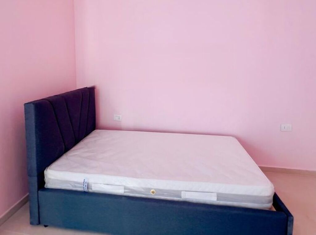 Apartament 2+1+2+2 Poste Parkimi tek 5-Maji, prane Concord Center!