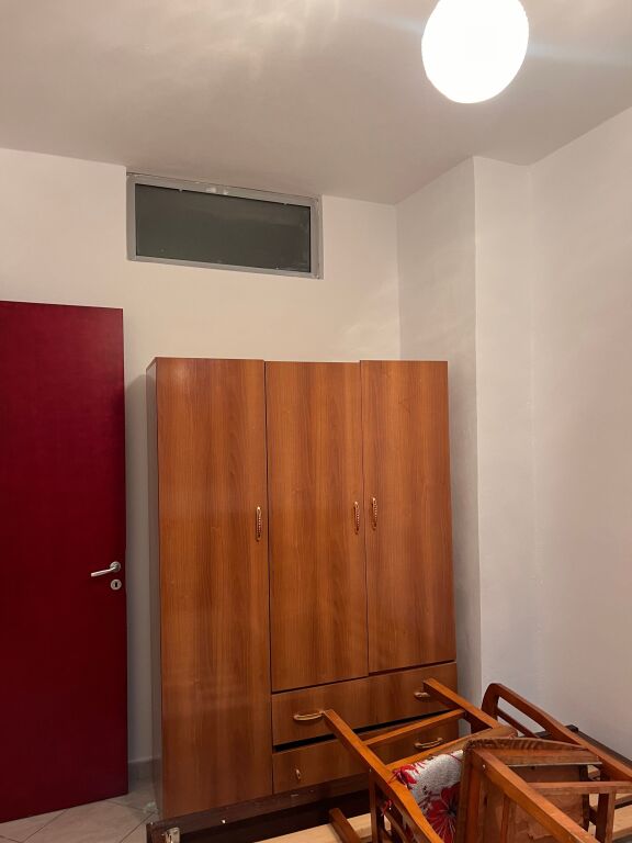 Jepet me qira 2+1+1 Bosh Yzberisht 400 mije leke