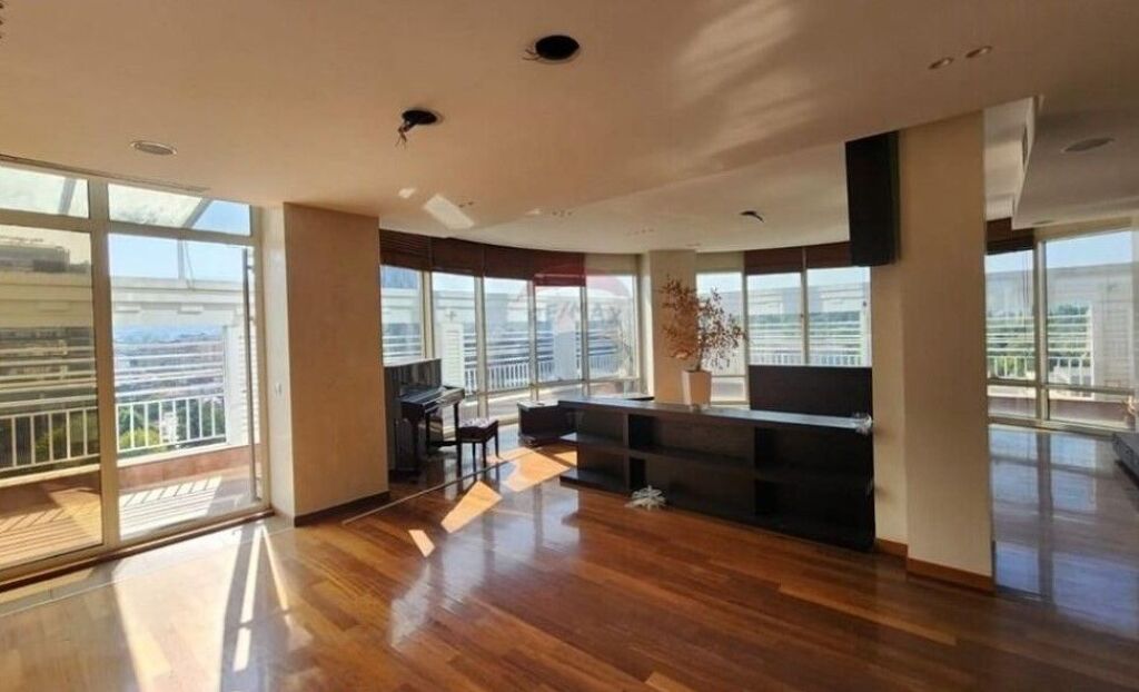 Zyrë - Për Qira - Garda, Tiranë(ID: 530201007-534)