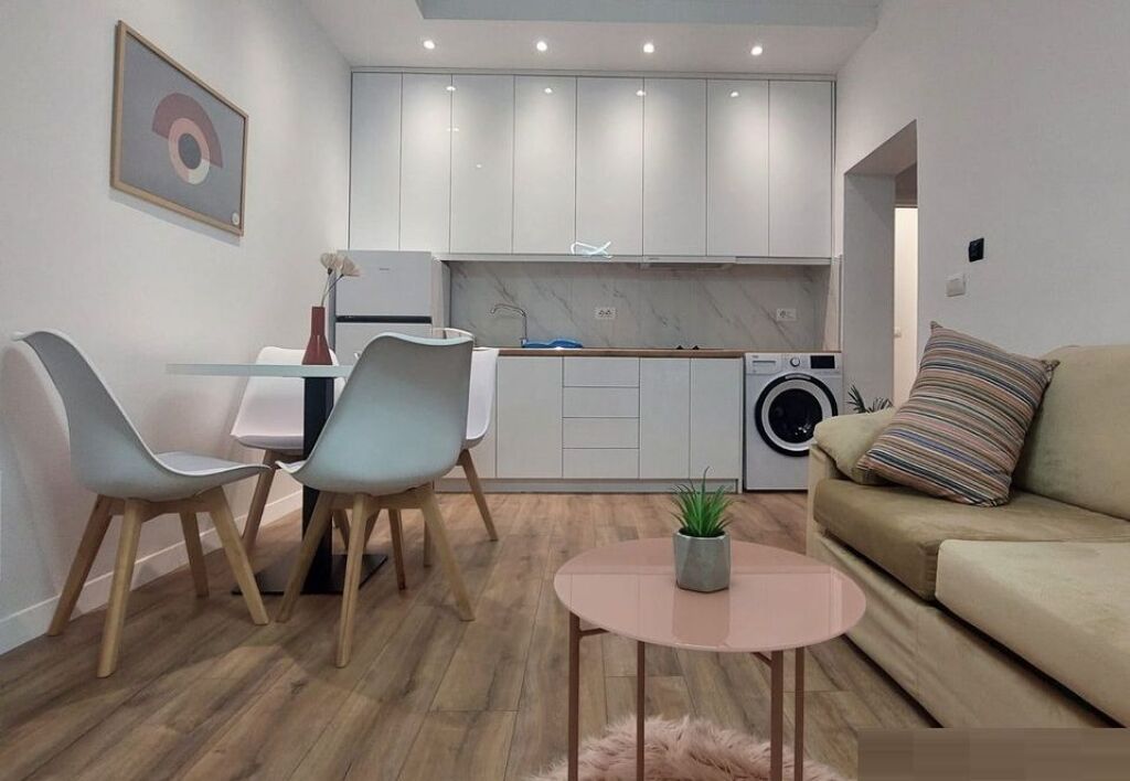 Appartamento 1+1 in affitto a Myslym Shyr