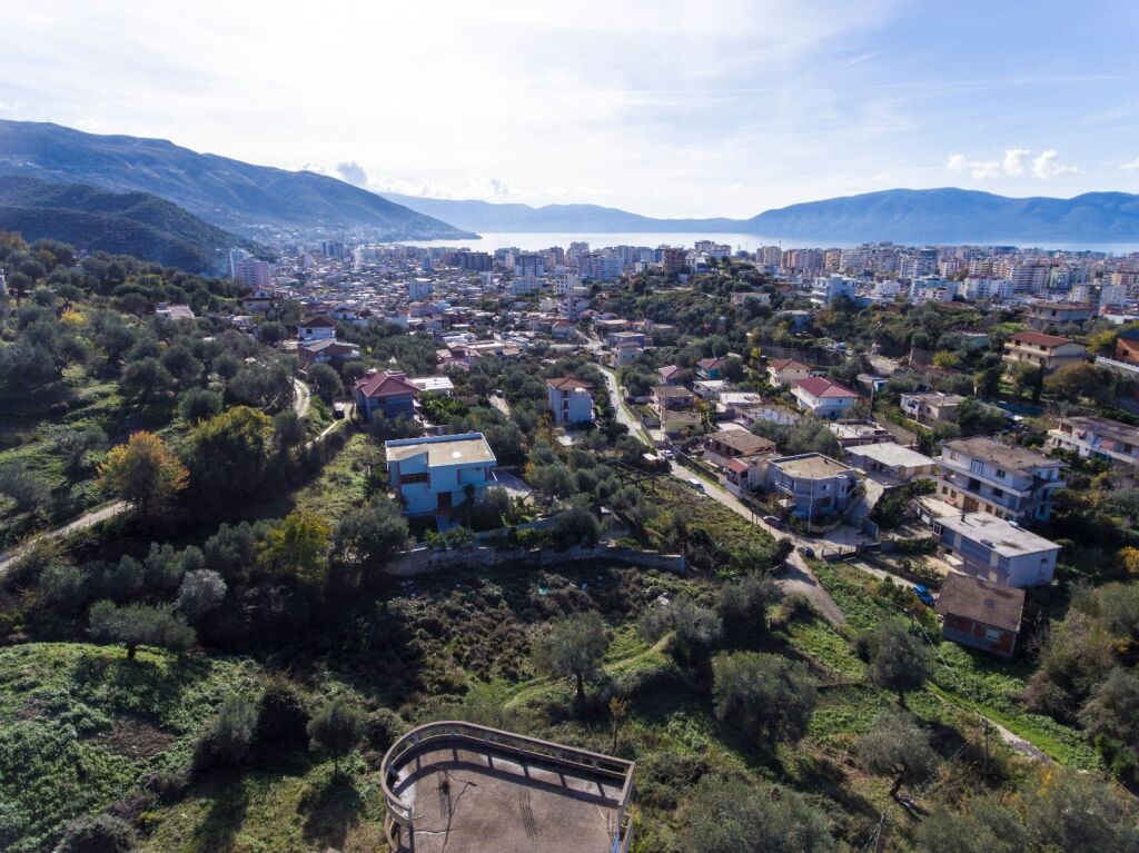 vile 2 kateshe per shitje ne vlore