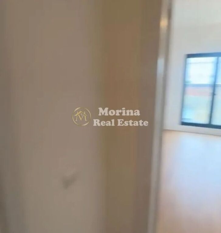 Qera | Apartament 2 + 1+2+2bllk | Rruga e Barrikadave | 600 €/muaj