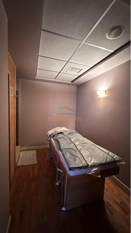 Shitet apartament 3+1+2 Rruga Ferit Xhajko