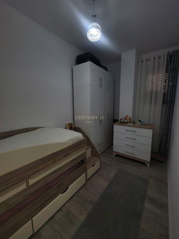 Vendiamo appartamento 2+1+2 Fresk