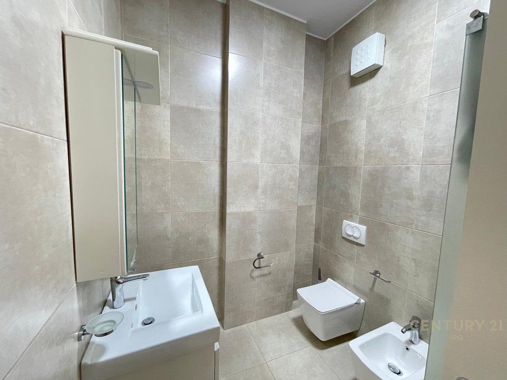 AFFITTASI APPARTAMENTO 2+1+2 VICINO ALLA MEDRESE 800 € /Mese