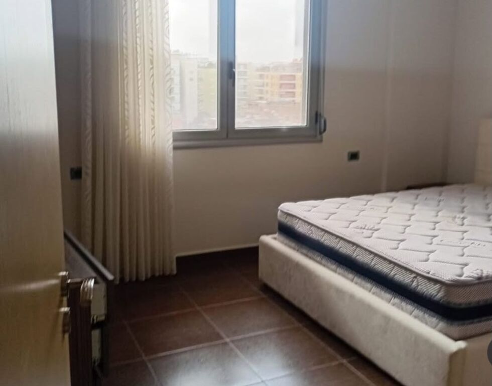 Apartament me qera