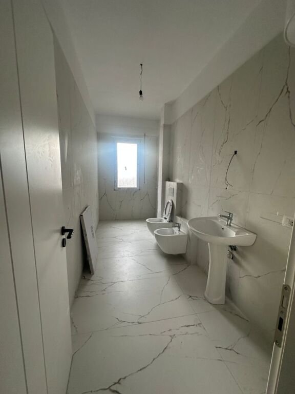 APARTAMENT ME QERA 2+1