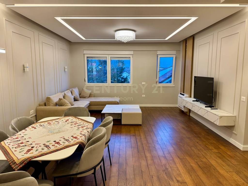 SHITET APARTAMENT 3+1+2 🅿️ LIQENI I THATE FZ 355,000 € Sip. Totale  145m2  Sip. e brendshme  124m2