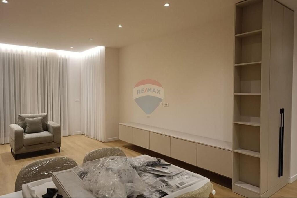 Apartment for rent 1+1 at Zogu i Zi