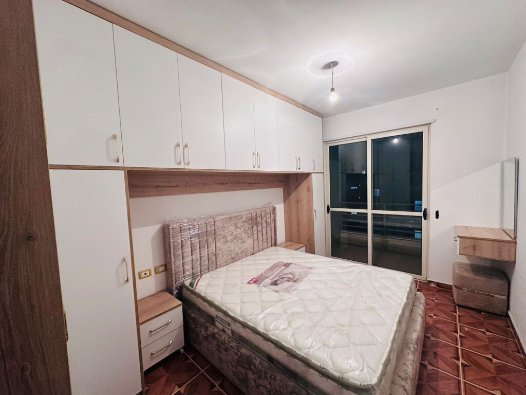 Apartament me qera 1+1 📍Yzberisht, prane pallateve Dilo
