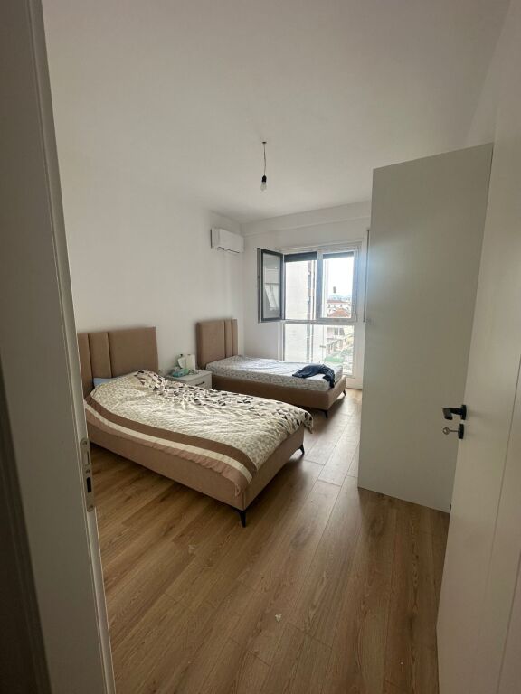 APARTAMENT ME QERA 2+1