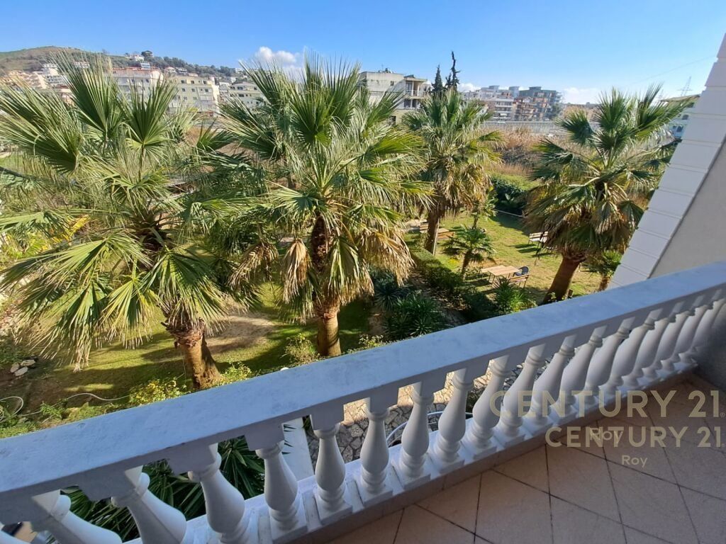 SHITET HOTEL ME 31 DHOMA NE GOLEM! 2,000,000 € Sip. Totale  1450m2