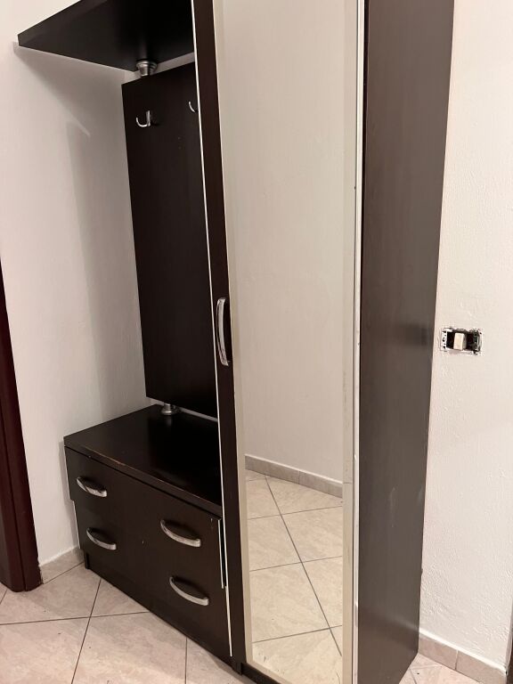 Jepet me qira 2+1+1 Bosh Yzberisht 400 mije leke