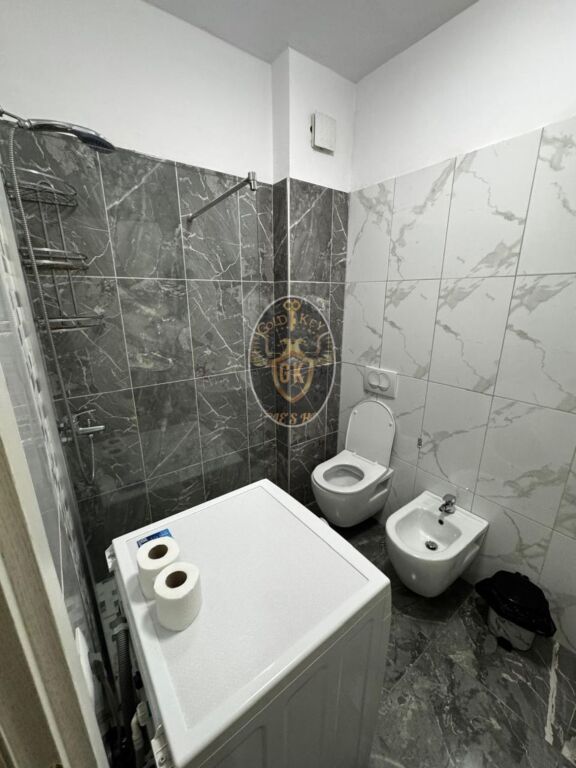 🏡 APARTAMENT ME QERA 1+1 + BALLKON RRUGA PORTIT DURRES