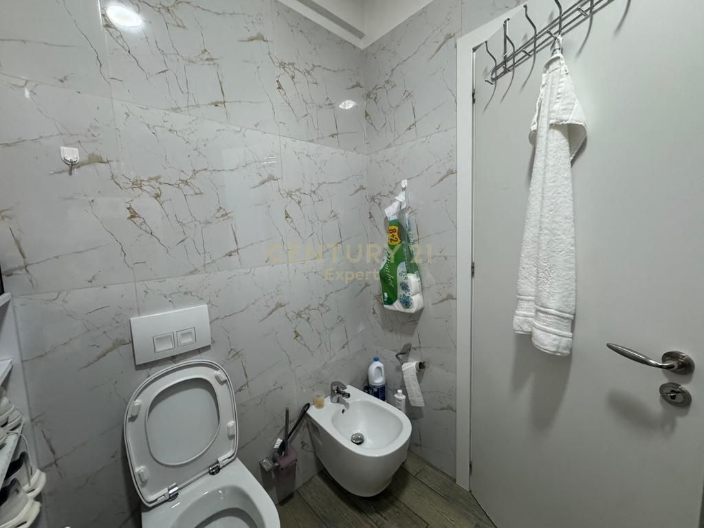 SHESIM APARTAMENT 2+1+2 TE LIQENI I THATE