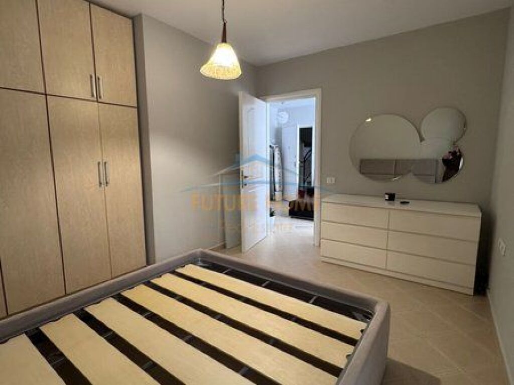 Qera,Apartament 1+1, Ish Parku, Tiranë..