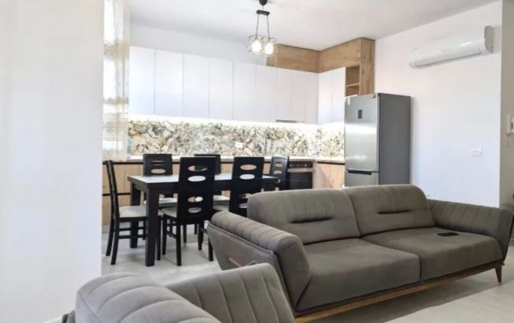 For Rent: 2+1 +1 Parking Spot Former Aviation Field (River Residence - By the Lanes) - 65,000 Lek - Building Year 2025 - 100m² - Modern and secure residence️