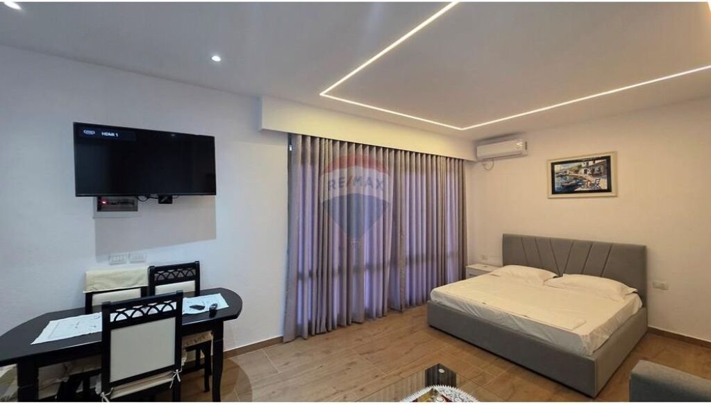 Garsoniere me qera pas shkolles Halim Xhelo,Vlore