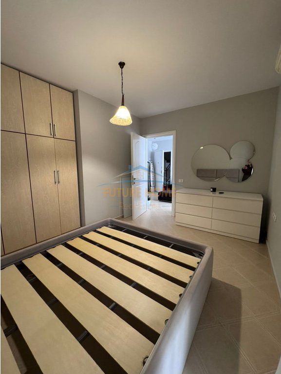 Qera,Apartament 1+1, Ish Parku, Tiranë.