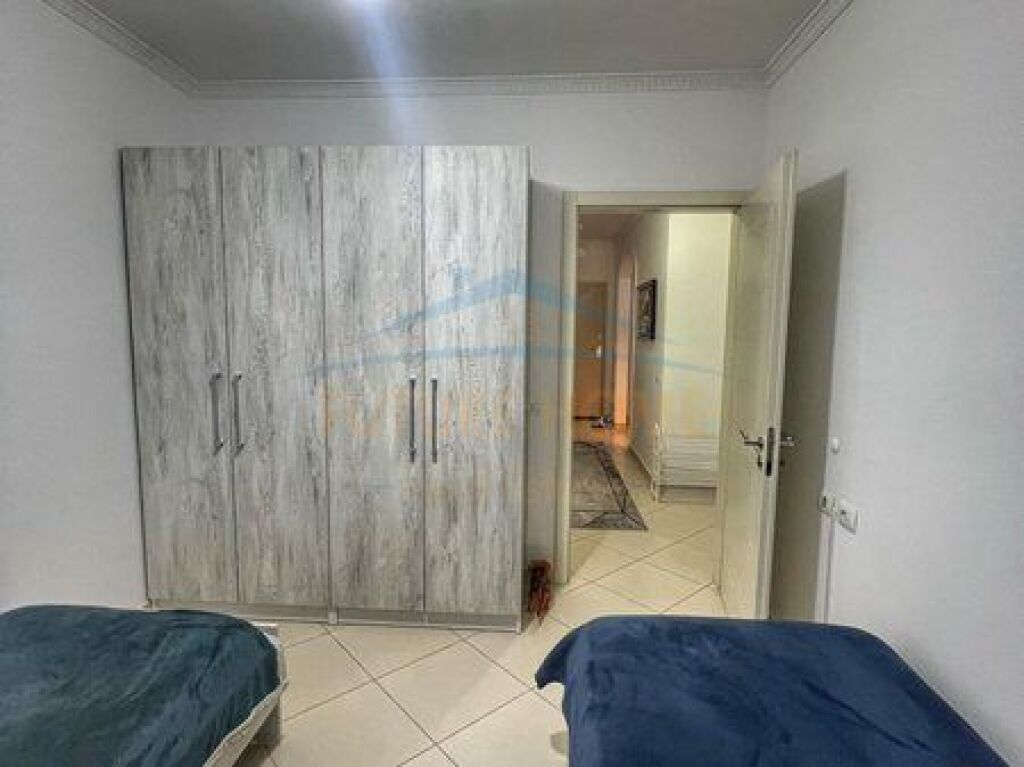 Qera, Apartament 2+1+2, Selitë