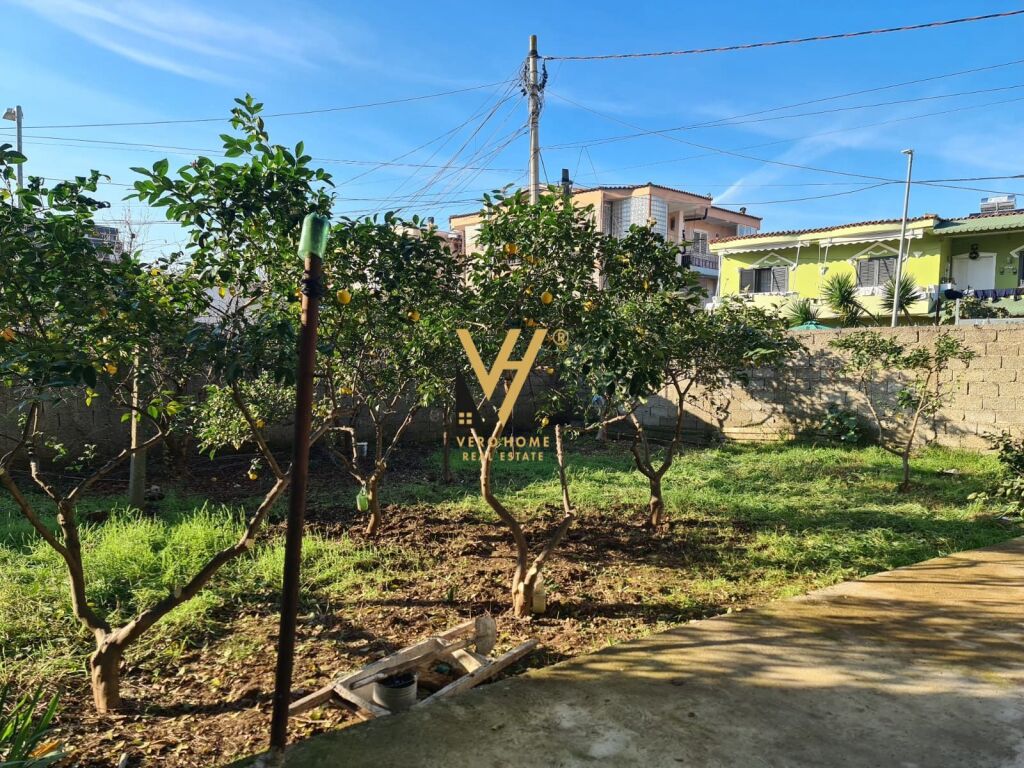 SHITET VILE 4 KATESHE TE SIRI KODRA 600.000 EURO