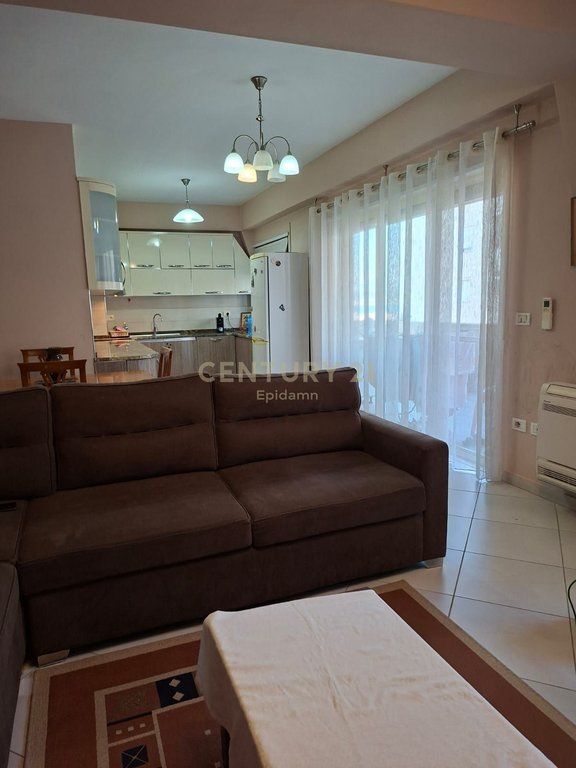 Apartament 2+1+2 Me Qira tek Ujësjellësi , Durrës !