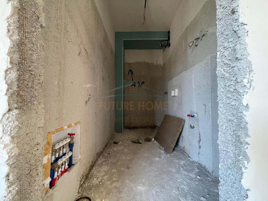 Shitet apartament 2+1+2+post parkimi Rezidenca Novus Bulevardi i Ri