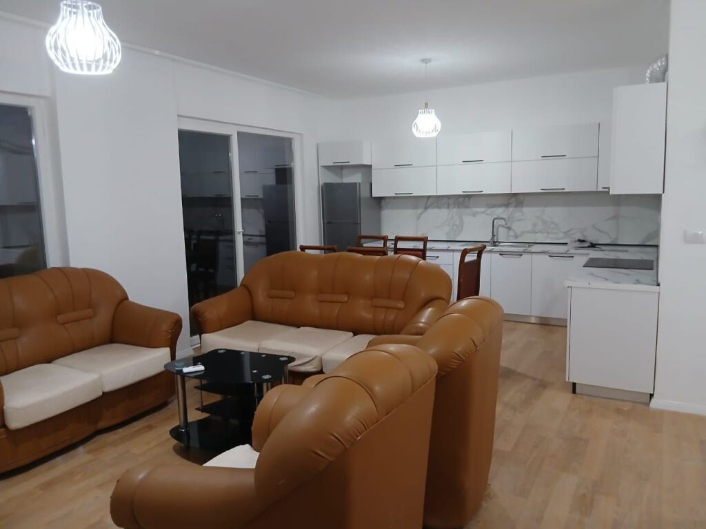 Jepet apartament 100m2 2+1