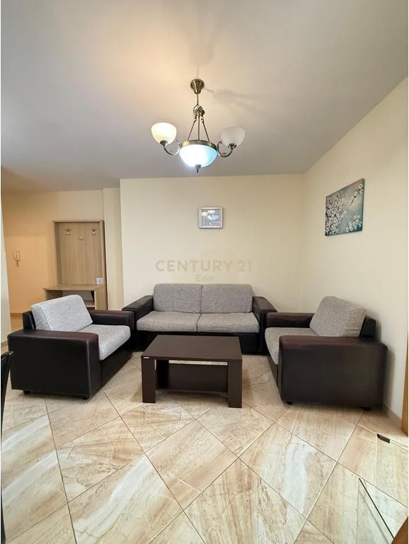 Apartament 2+1 Me Qira në Plazh, Durrës !!