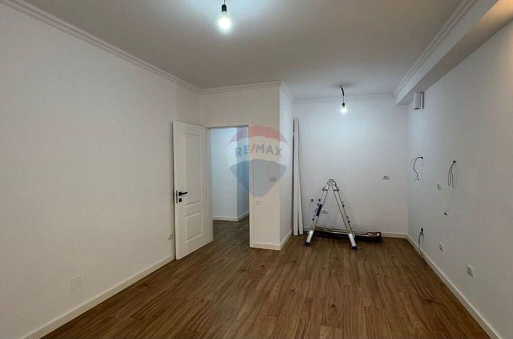 APARTAMENT 2+1 - RRUGA E BOGDANEVE. ID: 530471002-600