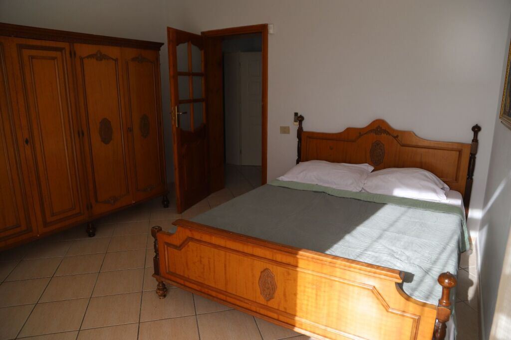 vile 2 kateshe per shitje ne vlore