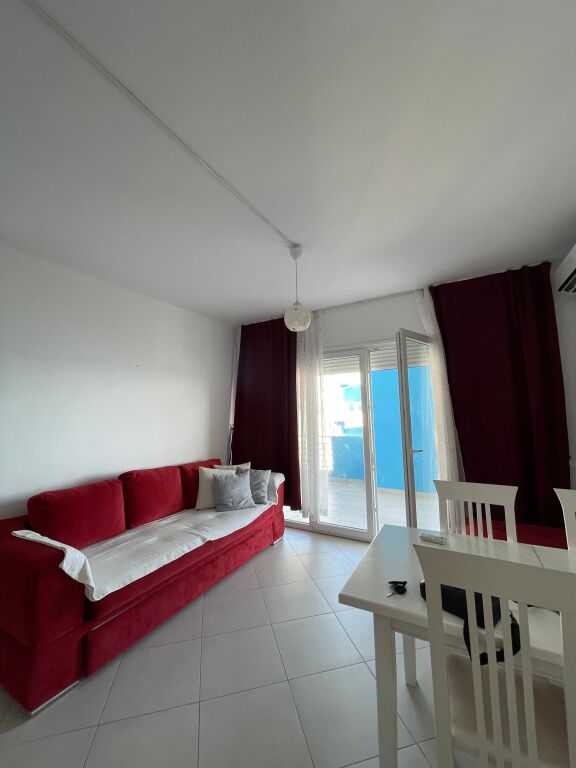 Appartamento 2+1+2 in vendita con vista mare +2 posti auto a Dhermi