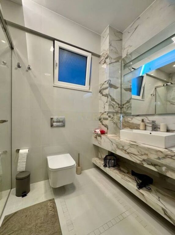 APPARTAMENTO 3+1+2  LAGO ASCIUTTO FZ