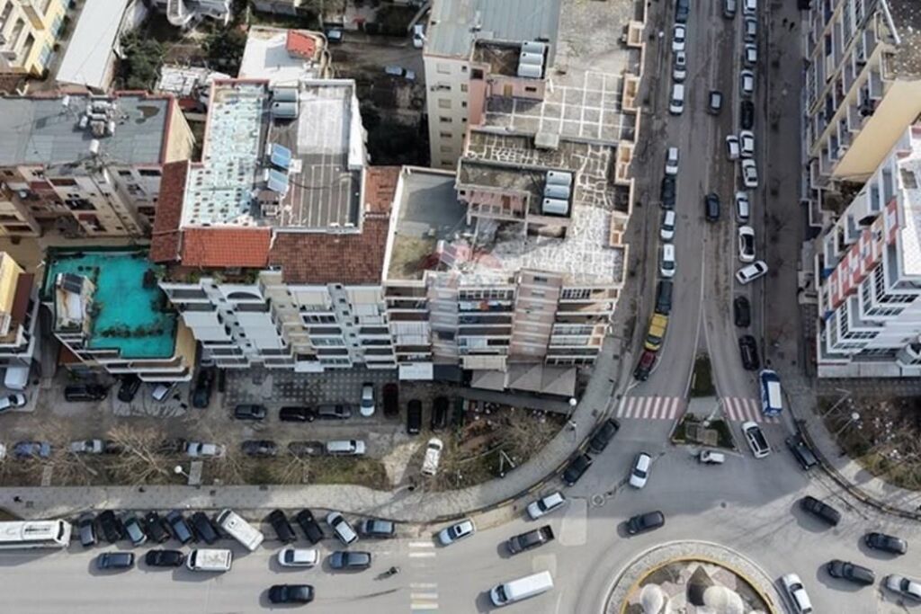 🔥 DYQAN PËR SHITJE – TRANSHBALLKANIKE, VLORË