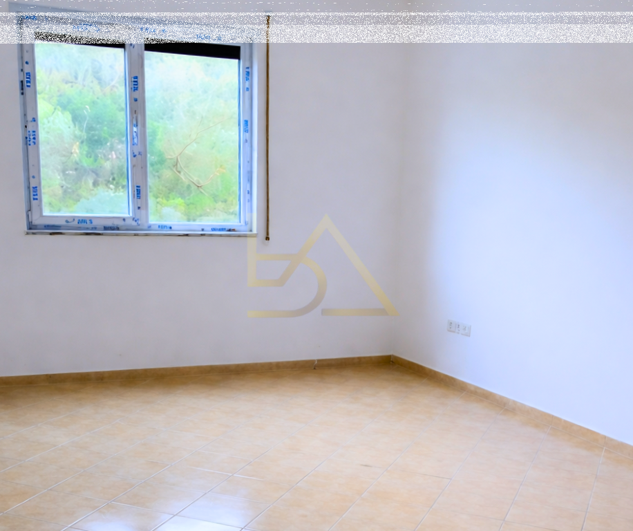 Shitet Apartament – Shkëmbi i Kavajës, Kavajë