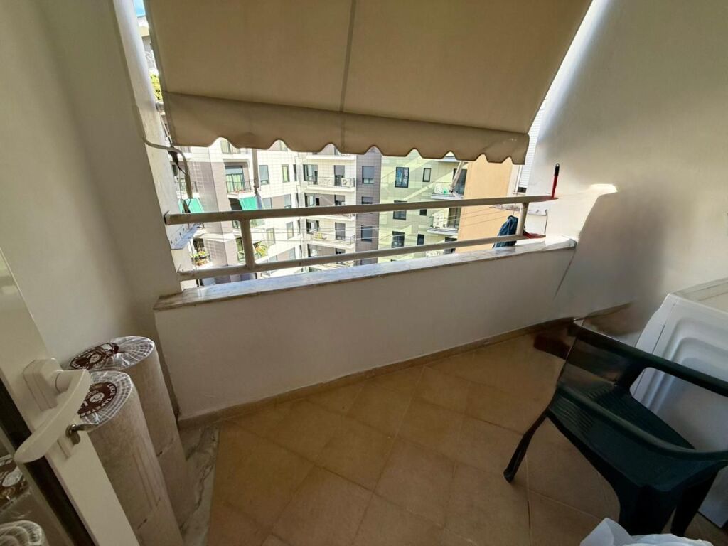 Apartament 1+1 me Qira – Rruga e Kosovareve, pranë Hotel Dinastia