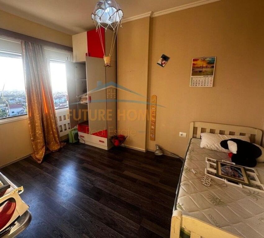 Qera, Apartament 2+1, Fresku, Tiranë