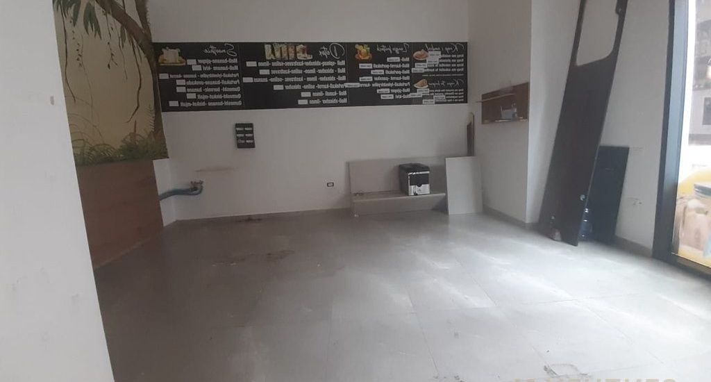 Commercial space for sale in Astir