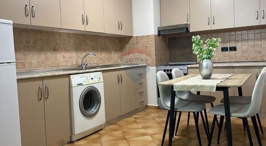 Apartament - Për Qira - Sheshi Willson, Tiranë(ID: 530551001-270)