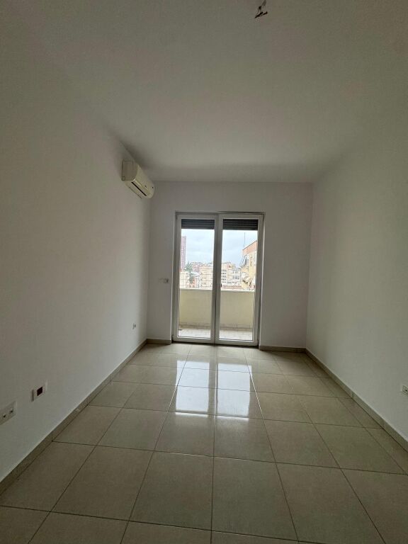 Ufficio in affitto in Via Bogdaneve