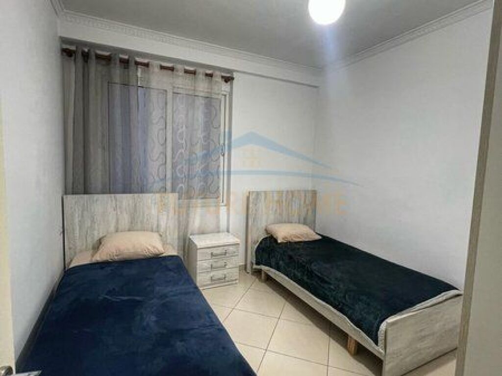 Qera, Apartament 2+1+2, Selitë