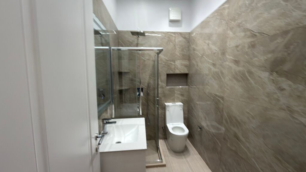 ASTIR APARTAMENT 2+1 PER SHITJE!