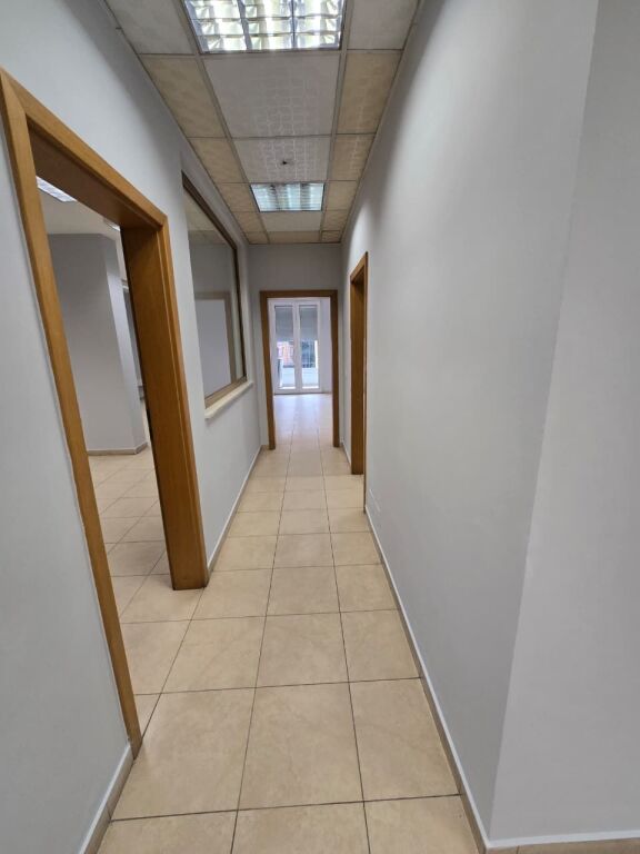 📌 OFFICE SPACE FOR RENT - Kavaja Street, Tirana