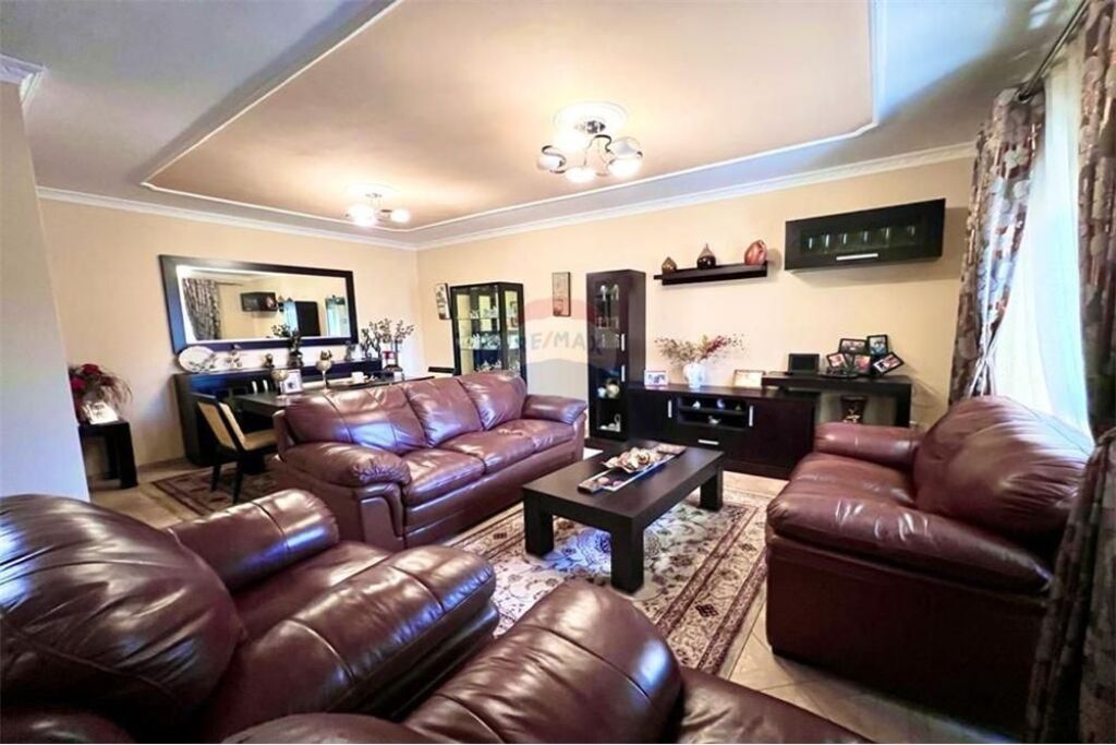 APARTAMENT 2+1 ME QIRA PRANE RRETHRROTULLIMIT SAUK !