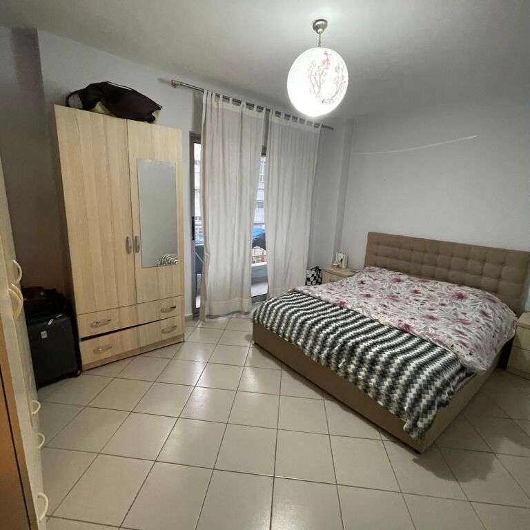 vendesi Appartamento 1+1📍Comune di Parigi