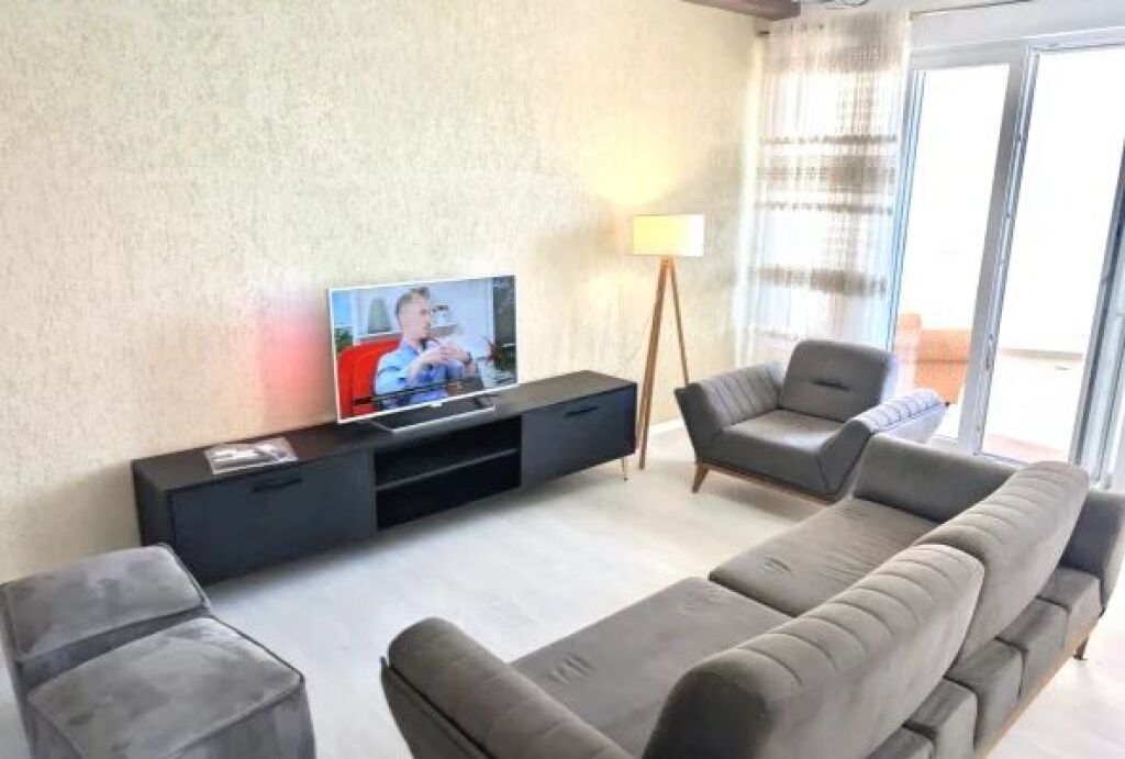 For Rent: 2+1 +1 Parking Spot Former Aviation Field (River Residence - By the Lanes) - 65,000 Lek - Building Year 2025 - 100m² - Modern and secure residence️