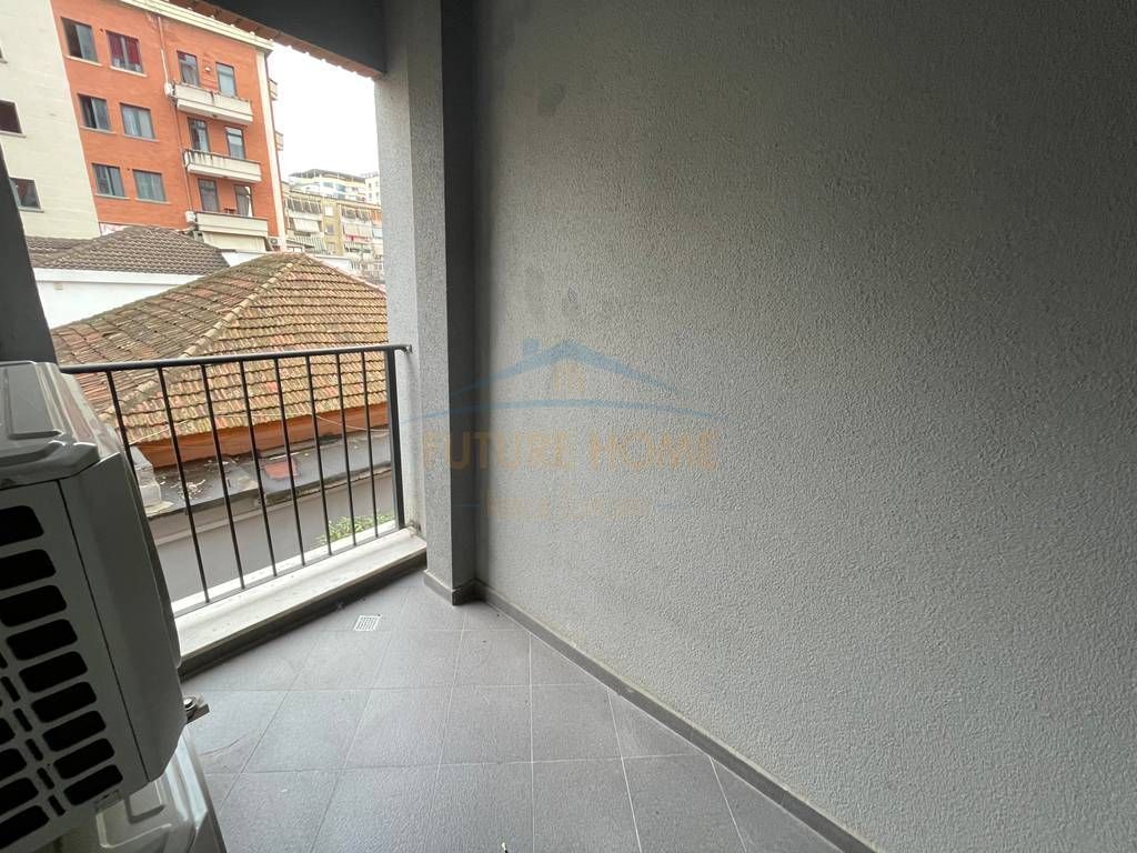 Jap qera,apartament 1+1,21 dhjetori