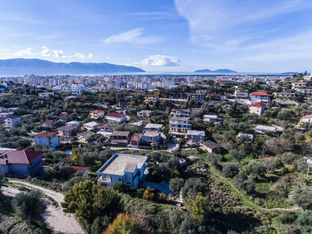 vile 2 kateshe per shitje ne vlore