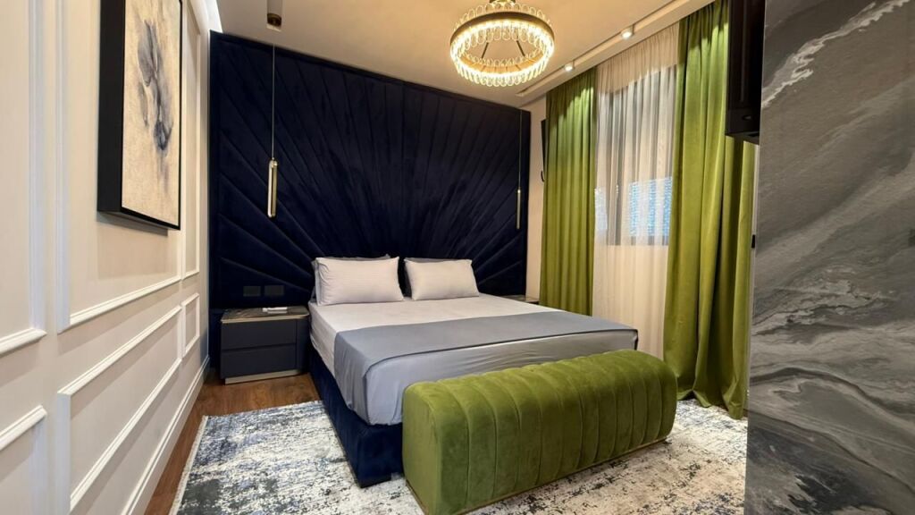 Super Apartament Luksoz 3+1 me Qira – Zonë Rezidenciale pranë TEG